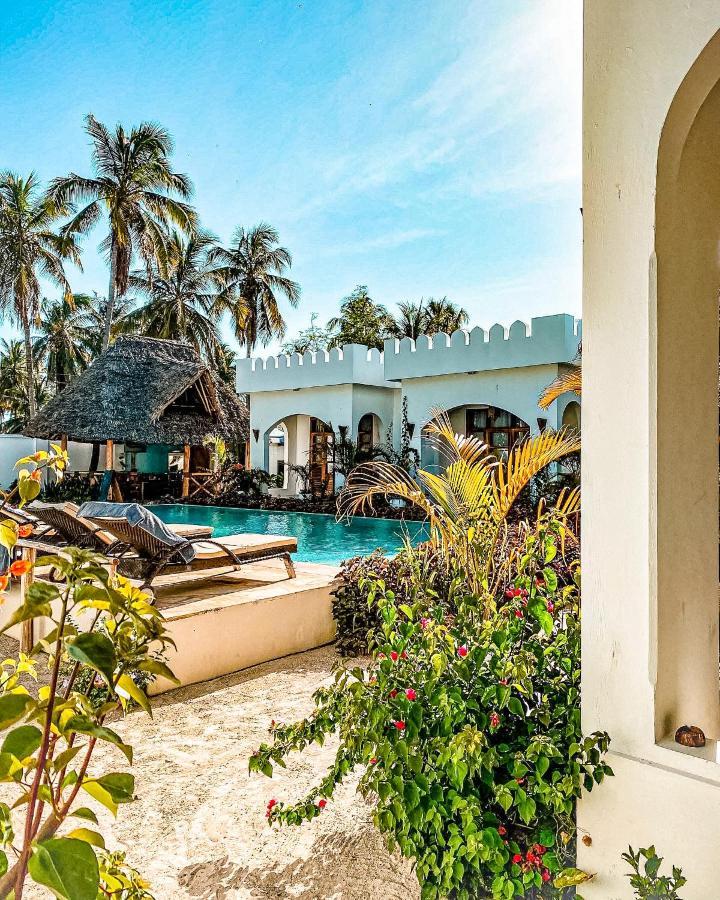 The Golden Blue Luxury Hotel Bwejuu Extérieur photo