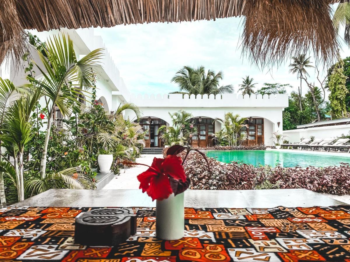 The Golden Blue Luxury Hotel Bwejuu Extérieur photo