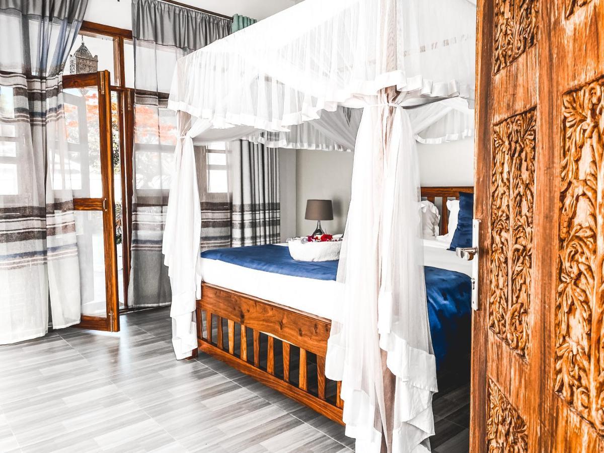 The Golden Blue Luxury Hotel Bwejuu Extérieur photo
