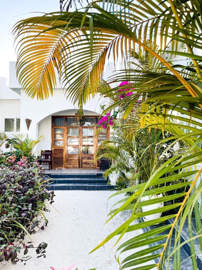 The Golden Blue Luxury Hotel Bwejuu Extérieur photo